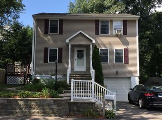 11 Burroughs Rd, North Reading, MA 01864