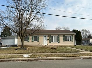 313 Fairfax Ave, Romeoville, IL 60446