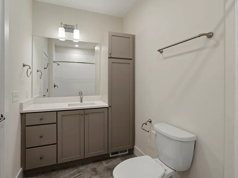 The Pointe at Overlook — Photo 99