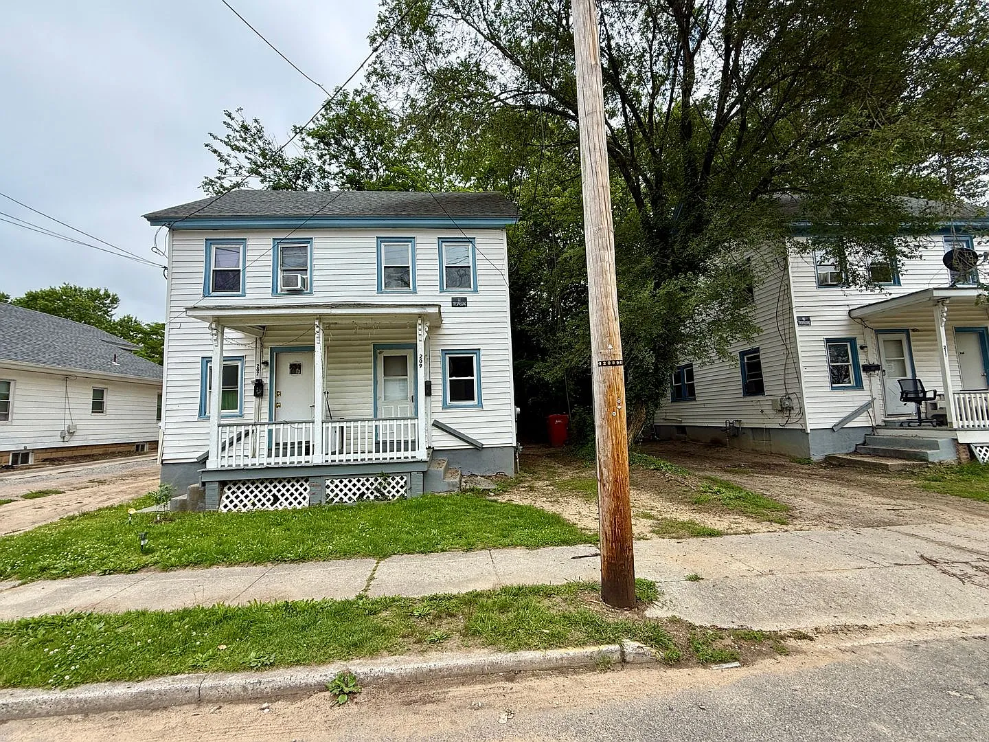 Two Bedroom Twin For Rent In Bridgeton Nj $1050 — Photo 2