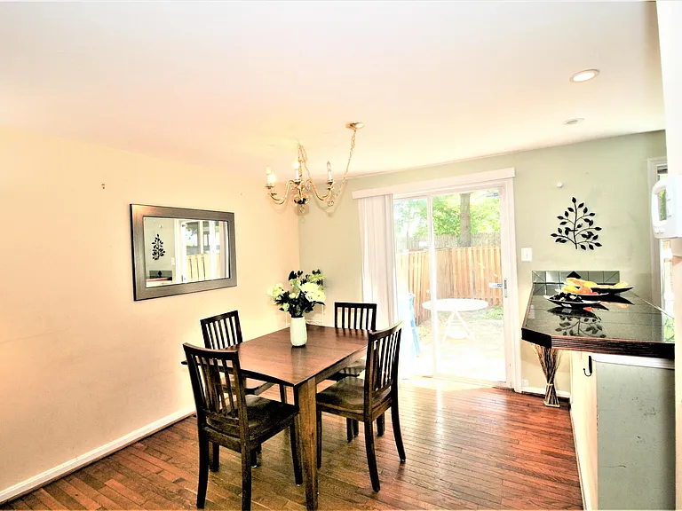 10602 Tuppence Ct — Photo 11
