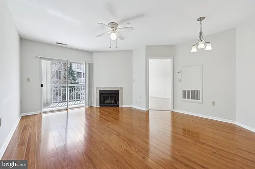 12919 Alton Sq Photo 1