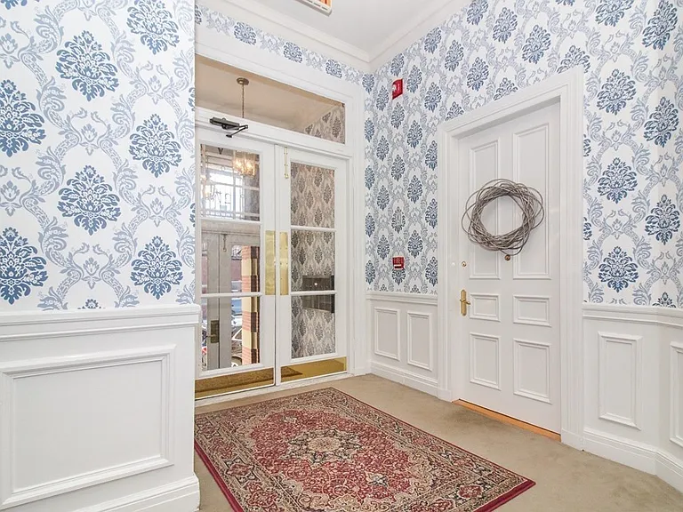 278 Clarendon St #1 — Photo 12