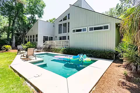 5 bed, 4149 sqft, $15,000 — Photo 1