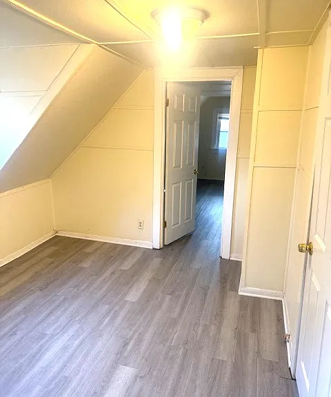 2364 E 76th St #3 — Photo 9