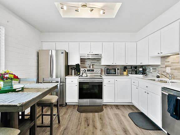 4th image of 3421 N Paiute Way APT 8