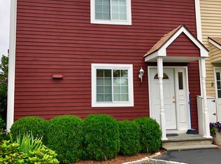 37 Sheephill Rd APT 1, Greenwich, CT 06878