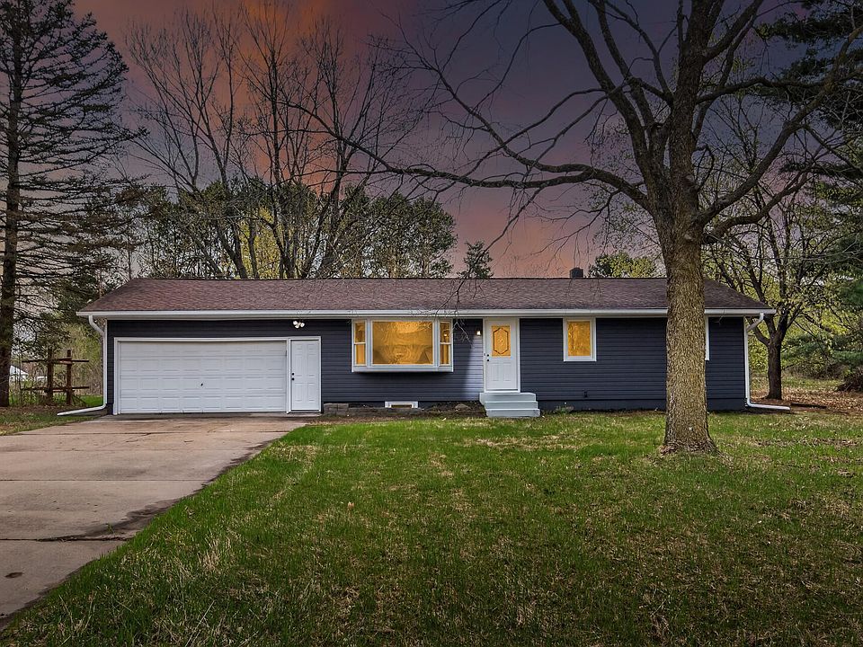 1st image of 20851 Aster Dr NW