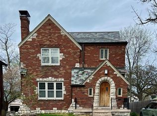 1219 Bellevue Ave, Saint Louis, MO 63117