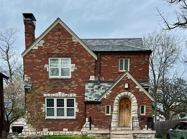 1219 Bellevue Ave, Saint Louis, MO 63117