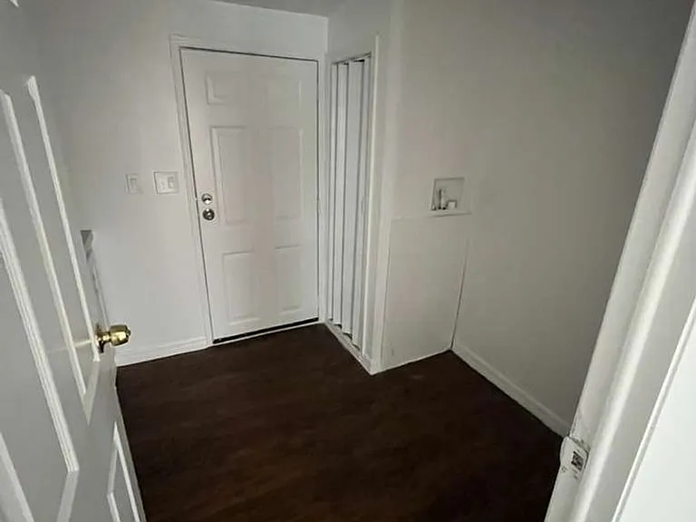 2230 Crutchfield Rd — Photo 10