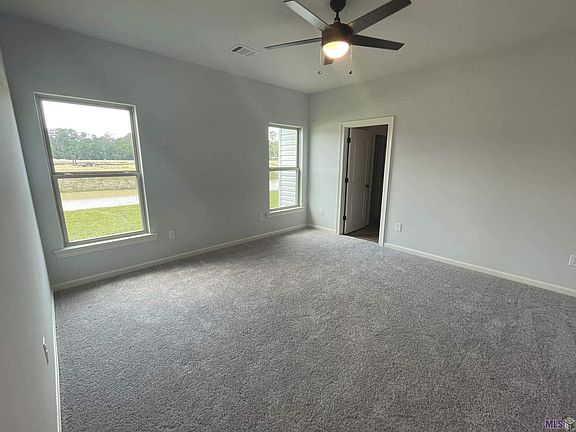5th image of 32543 White Bloom Ln