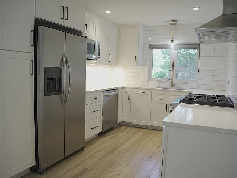 407 Green Springs Ave S — Photo 8