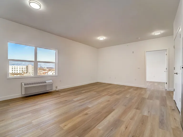 48 Chadwick St #203 — Photo 6