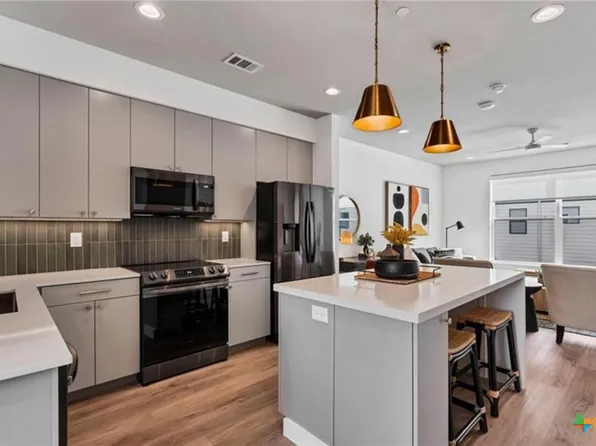 1208 N Academy Ave #3205, New Braunfels, TX 78130