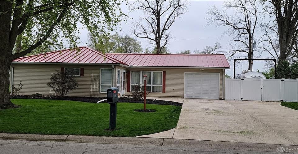 1st image of 503 Royal Dr