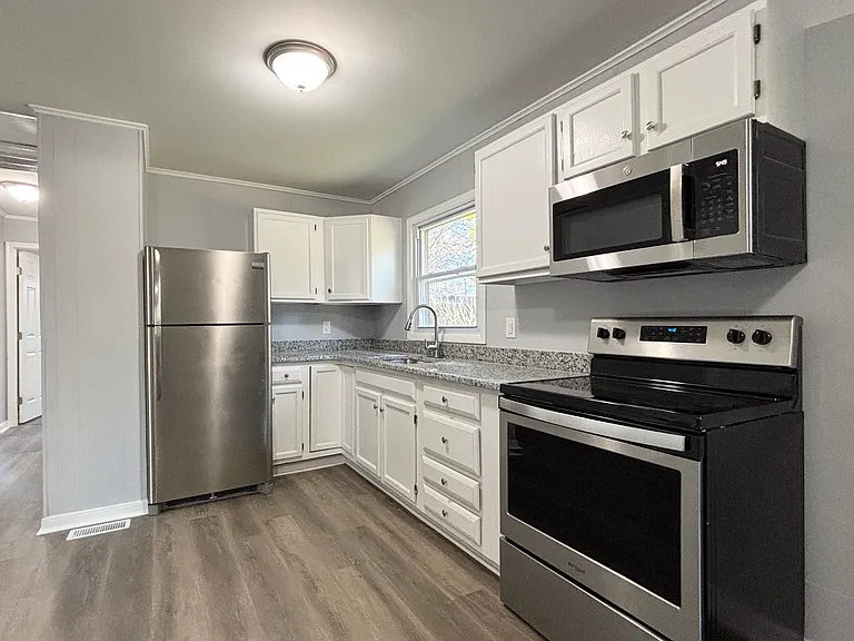 23 Saint John Ct — Photo 1