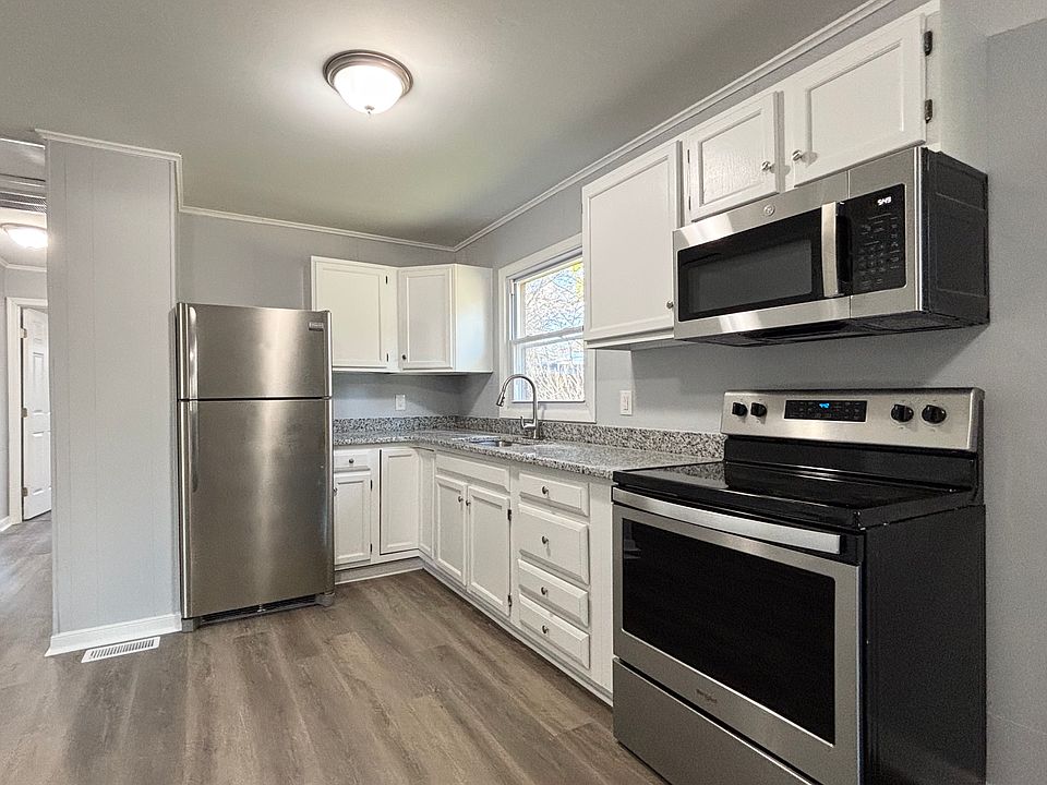 1st image of 23 Saint John Ct