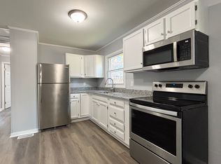23 Saint John Ct, Petersburg, VA 23803