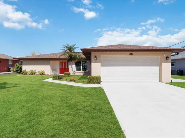 2205 Pinehurst St, Sarasota, FL 34231