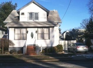 2-35 27th St, Fair Lawn, NJ 07410