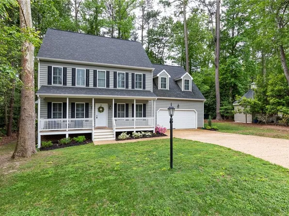 302 Beechwood Dr, Williamsburg, VA 23188