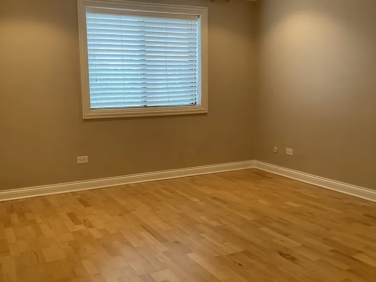 960 S River Rd #404 — Photo 14