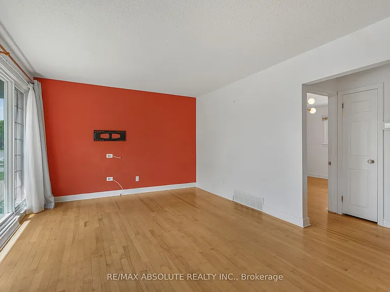 731 Borthwick Ave — Photo 4