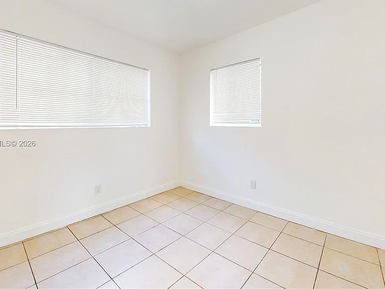 1190 NW 65th St #2 — Photo 15