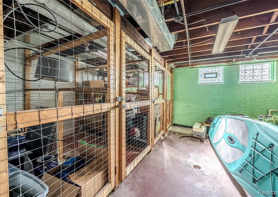 605 W Hudson Ave, photo 23