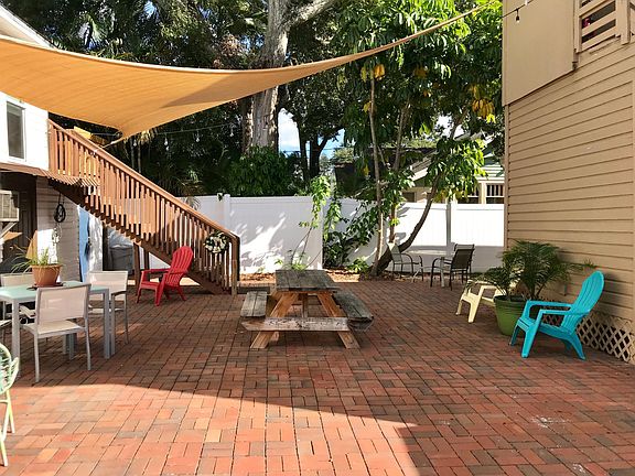 2nd image of 333 1/2 9th Avenue North Street Petersburg Florida #1REAR