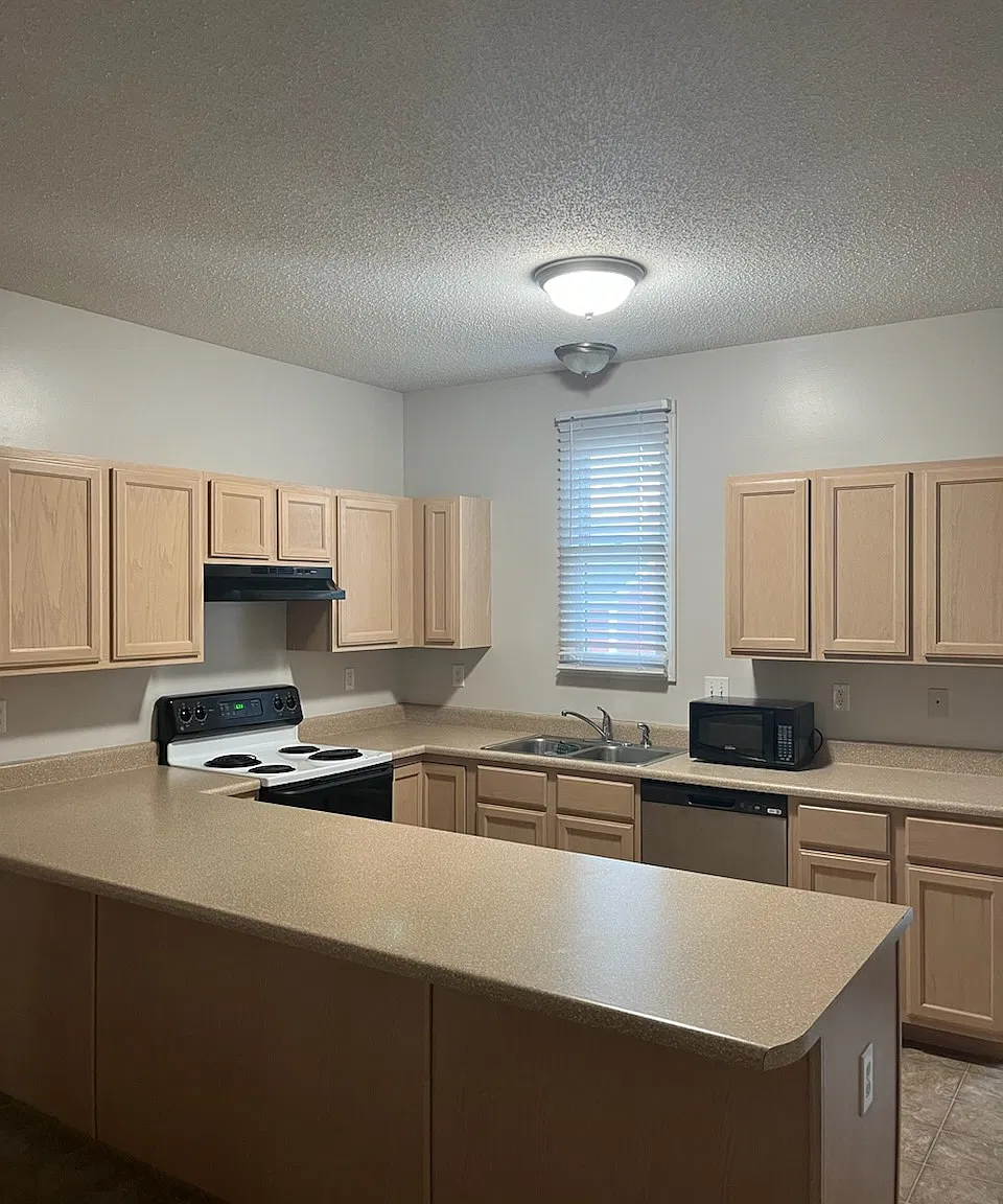 2 bed, 2.5 bath, 1224 sqft, $2,175 — Photo 3