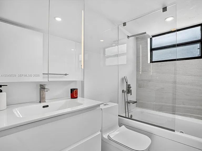 8201 Byron Ave #502 — Photo 19