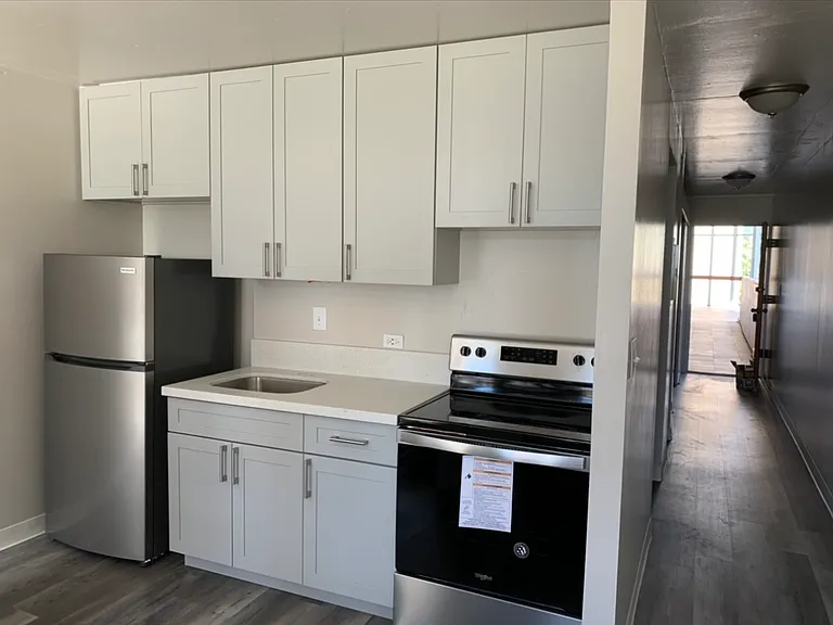 500 University Ave #515 — Photo 13