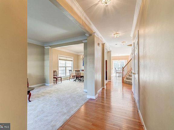 3rd image of 8122 Gilroy Dr
