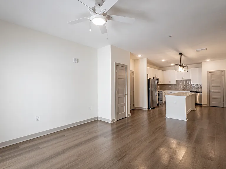 Allure Apartments — Photo 15