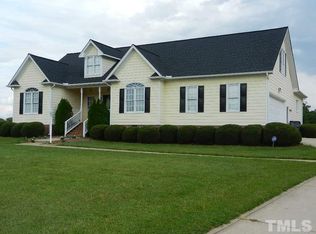 2124 Herbert Dr, Zebulon, NC 27597