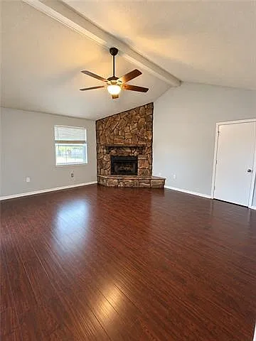 3 bed, 2.0 bath, 1188 sqft, $1,750 — Photo 4