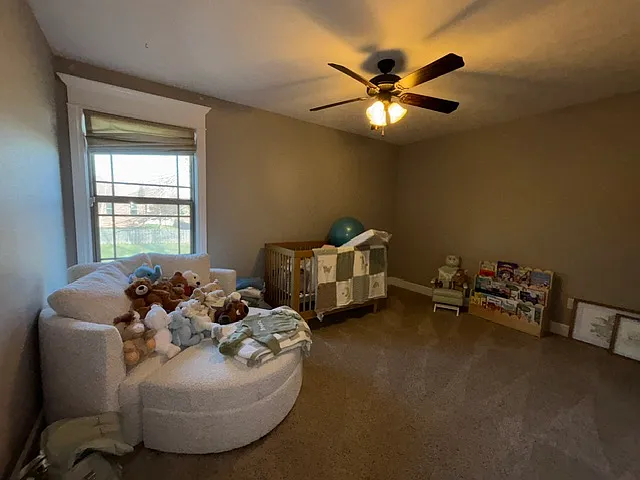1532 N Marlowe Ave — Photo 10