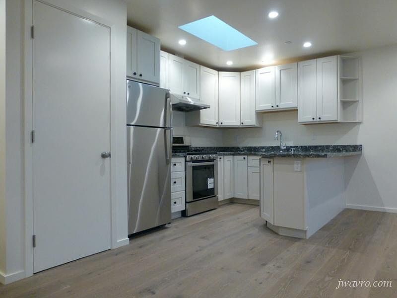 1st image of 25 Elgin Park #10