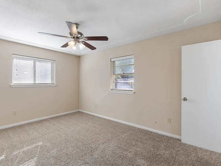 3834 Bremerton St — Photo 24