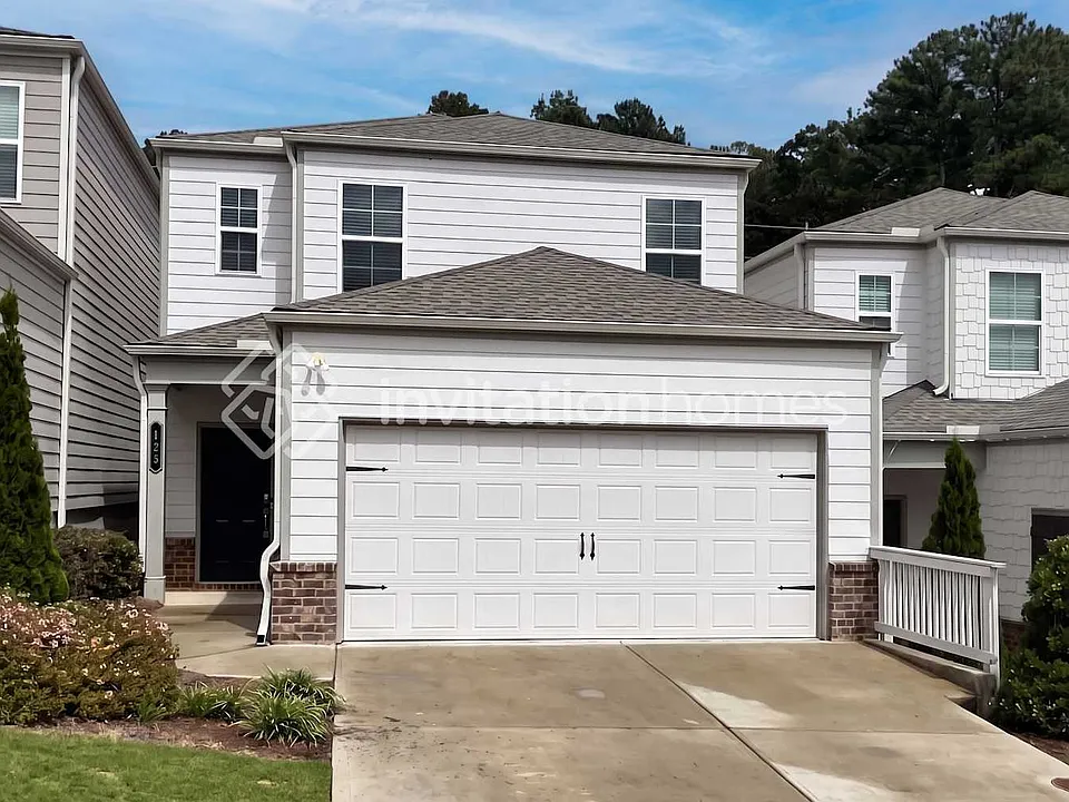 125 Webster Cir