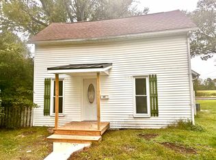 307 E Broad St, South Whitley, IN 46787