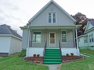 156 S Chestnut St, Avoca, IA 51521