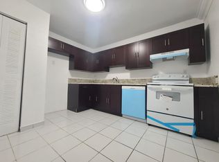 5100 SW 41st St APT 220, Hollywood, FL 33023