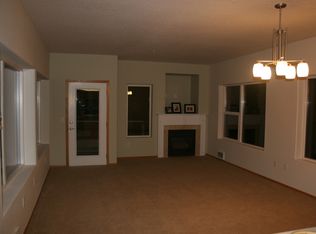 614 S Nevada St #H, Portland, OR 97219