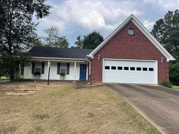 407 Hillside Cir