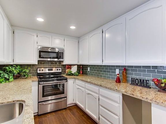 4th image of 1329 Hamilton St