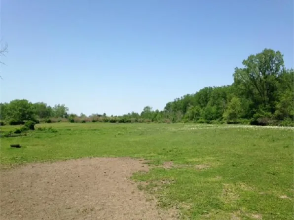 3010 Higgins Rd, Vassar, MI 48768