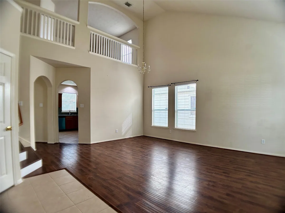 Building Photo - 25138 Bluma Ranch Dr